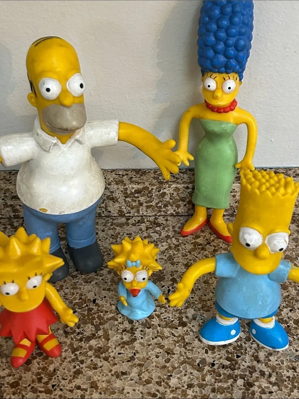 The Simpson Family Action Figure Set - Have some donuts 🍩 🍩 and have fun 🤩